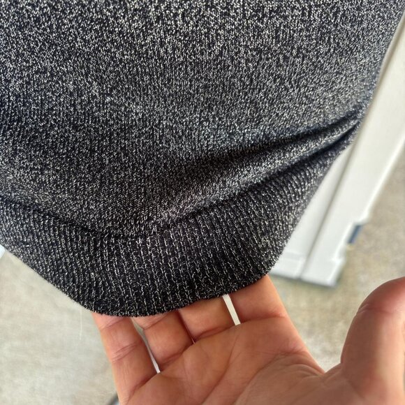 Torrid Cross Neck Cold Shoulder Sweater Womens 1X Black Sparkly Stretchy Goth - Picture 4 of 8